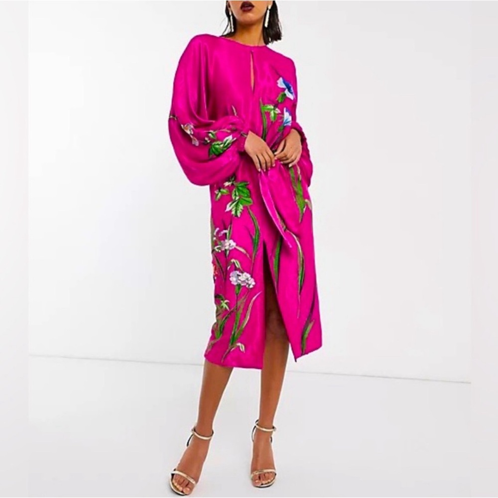 Floral embroidered belted midi dress in dark pink satin